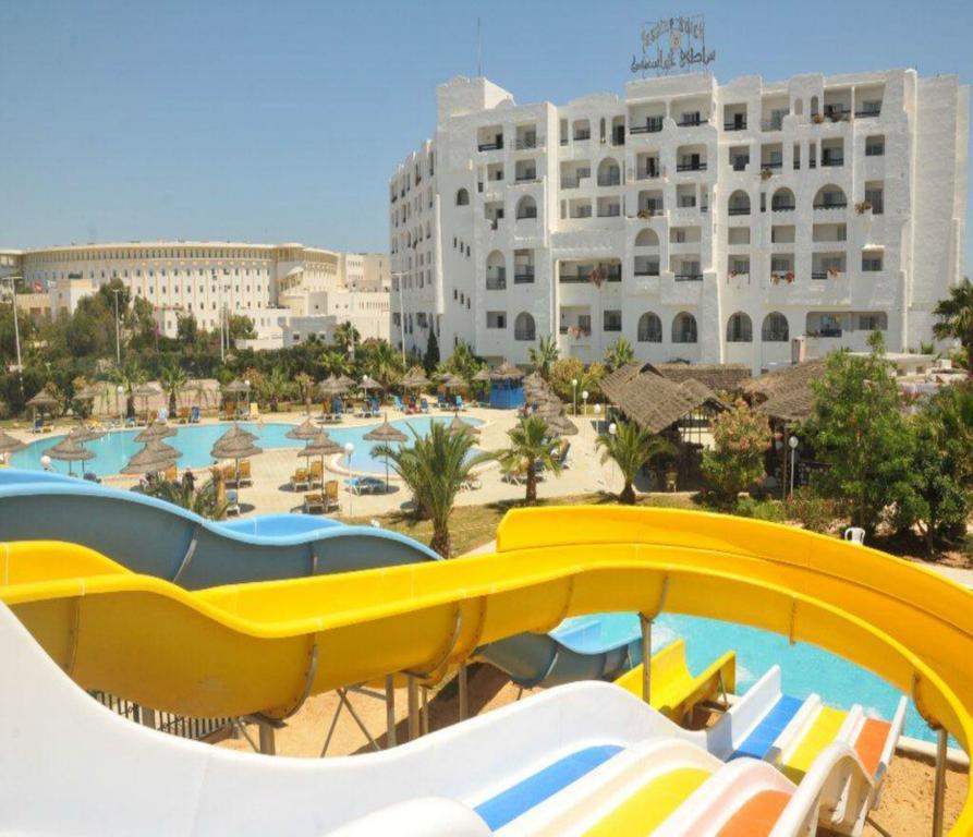 Yasmine Beach Hotel Exterior photo